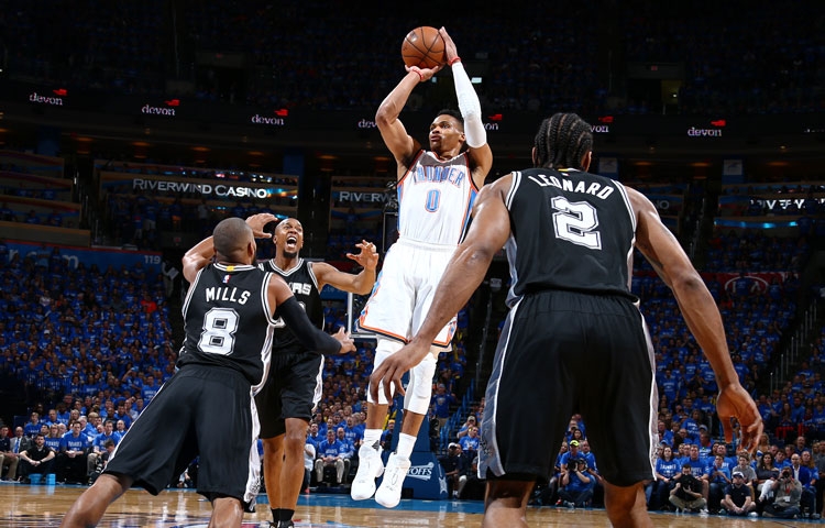 3_westbrook_spurs_nbs_160512